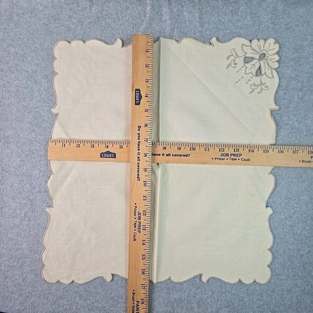 Vtg Embroidered Floral Heirloom Napkins Victorian‎ Luncheon Cream French Country